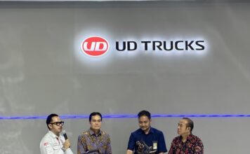 UD Trucks Perkuat Standar Keselamatan Angkutan Barang Berbahaya di GIIAS 2026 UD trucks pertamina patra niaga giias 2026