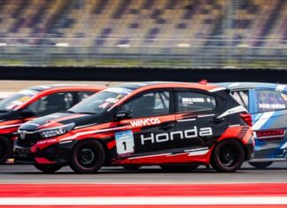 Honda Racing Indonesia Konsisten di Ajang Kejurnas Balap Mobil Honda Racing Indonesia