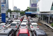 Fitur Baru OLXmobbi Kini Bisa Cek Harga Mobil Bekas Secara Instan Cek harga mobil bekas kini bisa instan di platform OLX