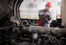 Abu Vulkanik Tidak Baik untuk Kendaraan, Ini Pesan dari Isuzu Tips Isuzu Indonesia untuk abu vulkanik gunung anak krakatau