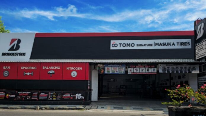 rockomotif-tomo-signature-masuka-tires TOMO Signature Masuka Tires