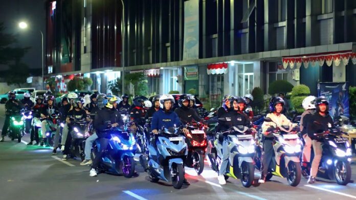 Komunitas Vario Night Ride bareng Wahana Honda sambil jajal Vario Evo 160
