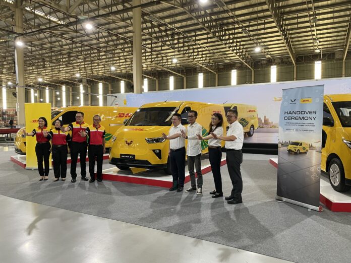 wuling mitra ev dhl express